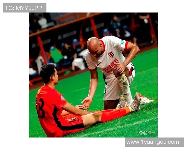 国安鲁能激战回顾比赛精彩瞬间与争议判罚分析