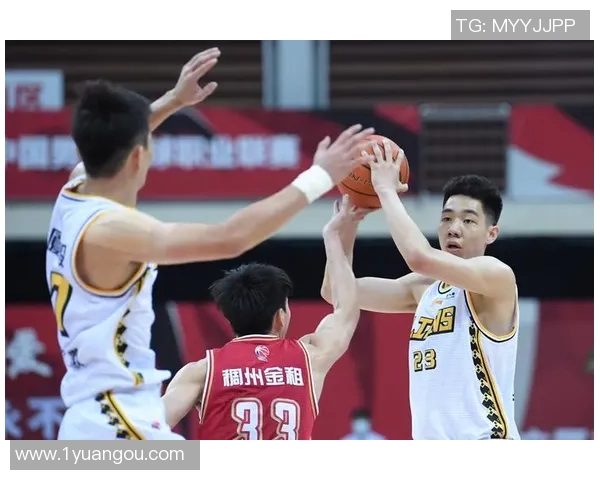 广东对阵浙江稠州篮球直播精彩瞬间全程回顾与分析