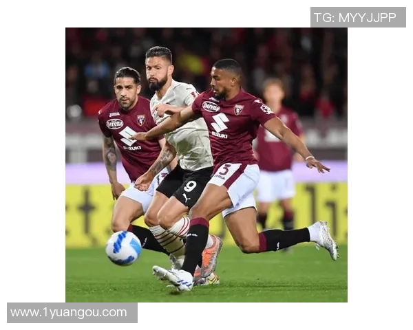 意甲激战卡利亚里迎战都灵双方争夺三分的精彩对决