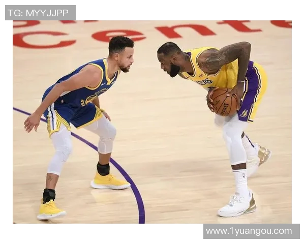 詹姆斯领衔湖人对决勇士精彩录像回顾与赛后分析