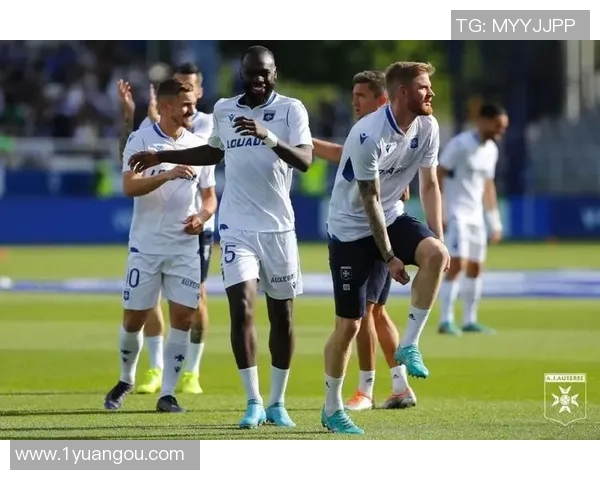 亚眠与欧塞尔激战正酣比分揭晓精彩瞬间回顾